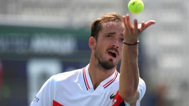 为比赛增添 为比赛增添