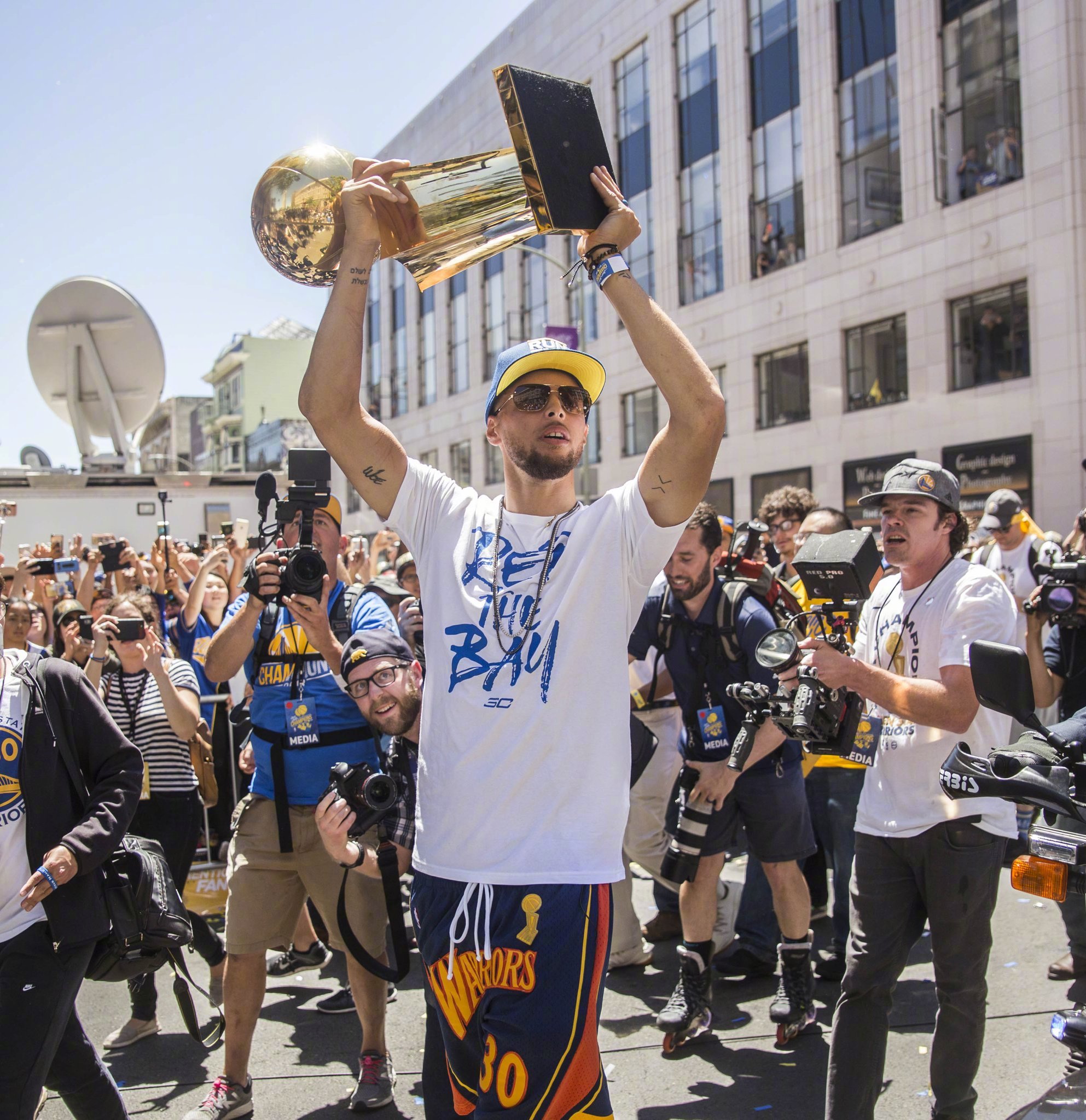 识和稳健的 识和稳健的