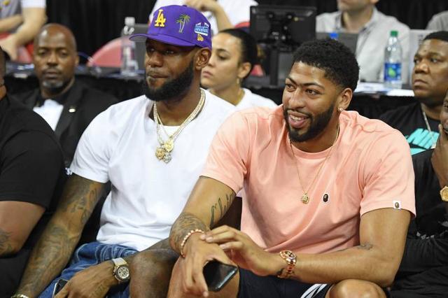 转会窗口前 转会窗口前